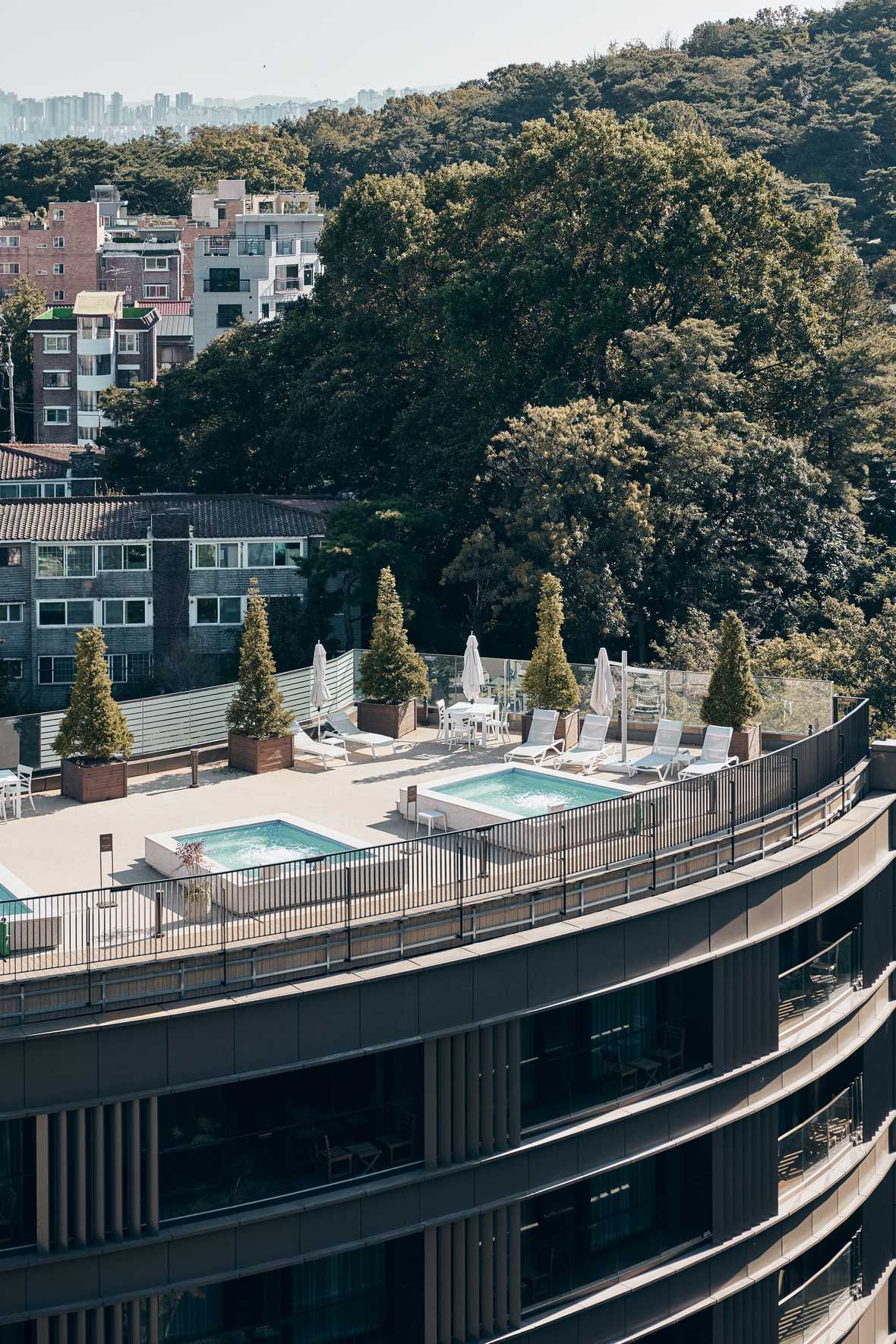 편의시설 & 서비스