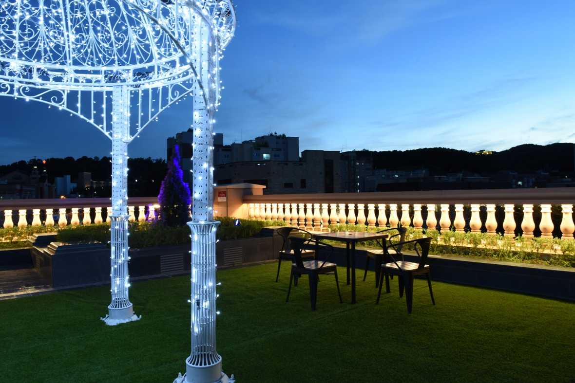 편의시설 & 서비스