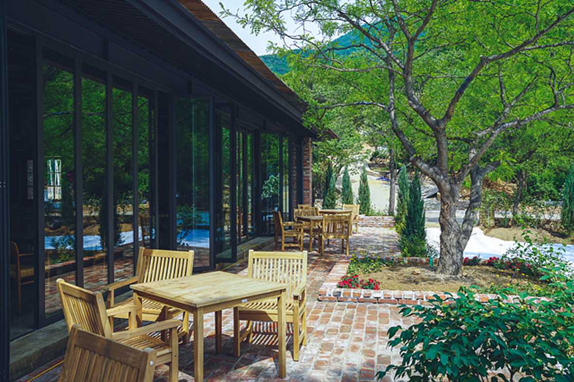 편의시설 & 서비스