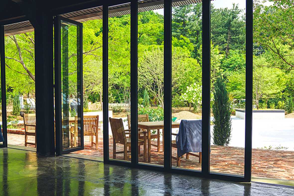 편의시설 & 서비스