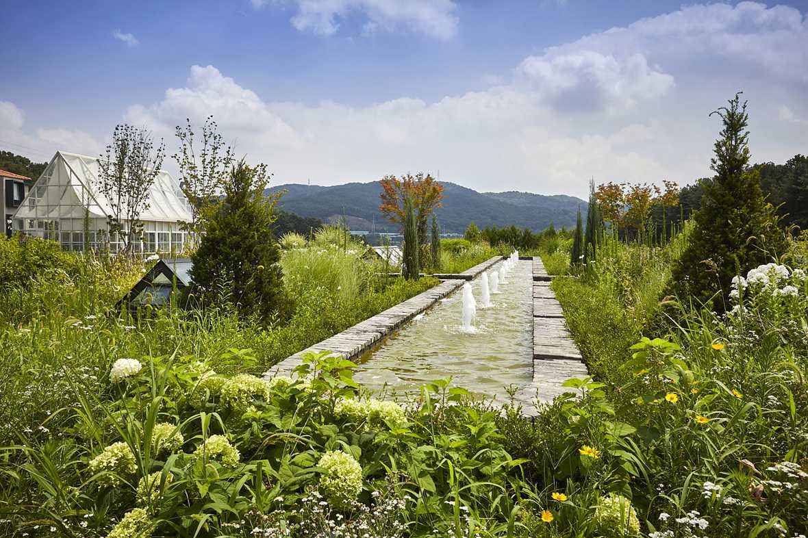 편의시설 & 서비스