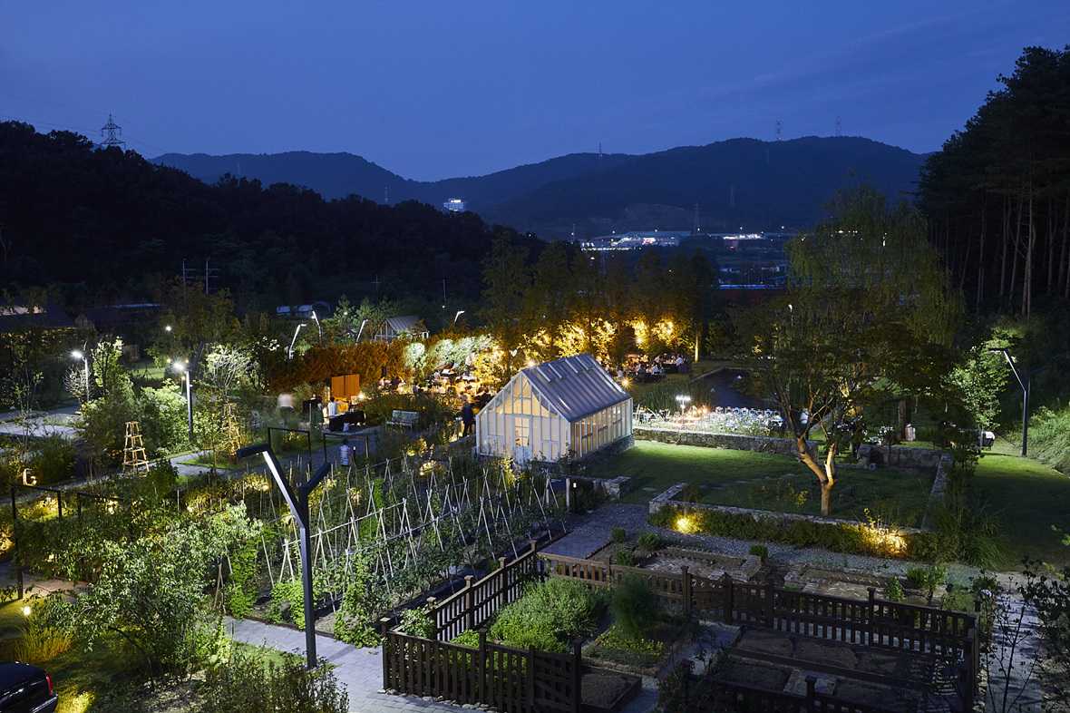 편의시설 & 서비스