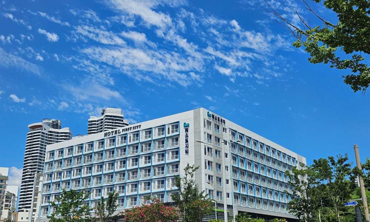 여수 퍼스트시티호텔 - 외관