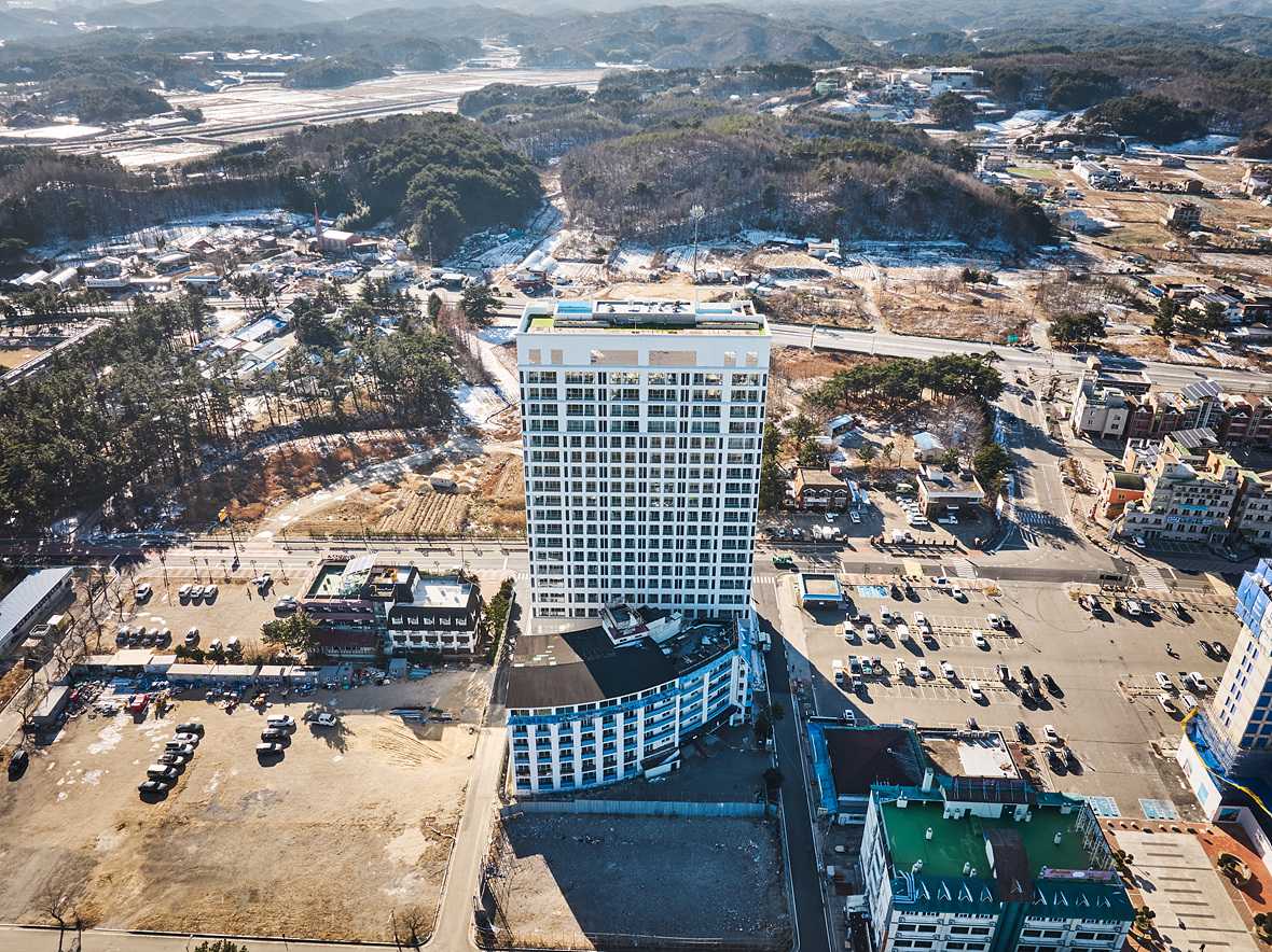 르부르 낙산 - 외관