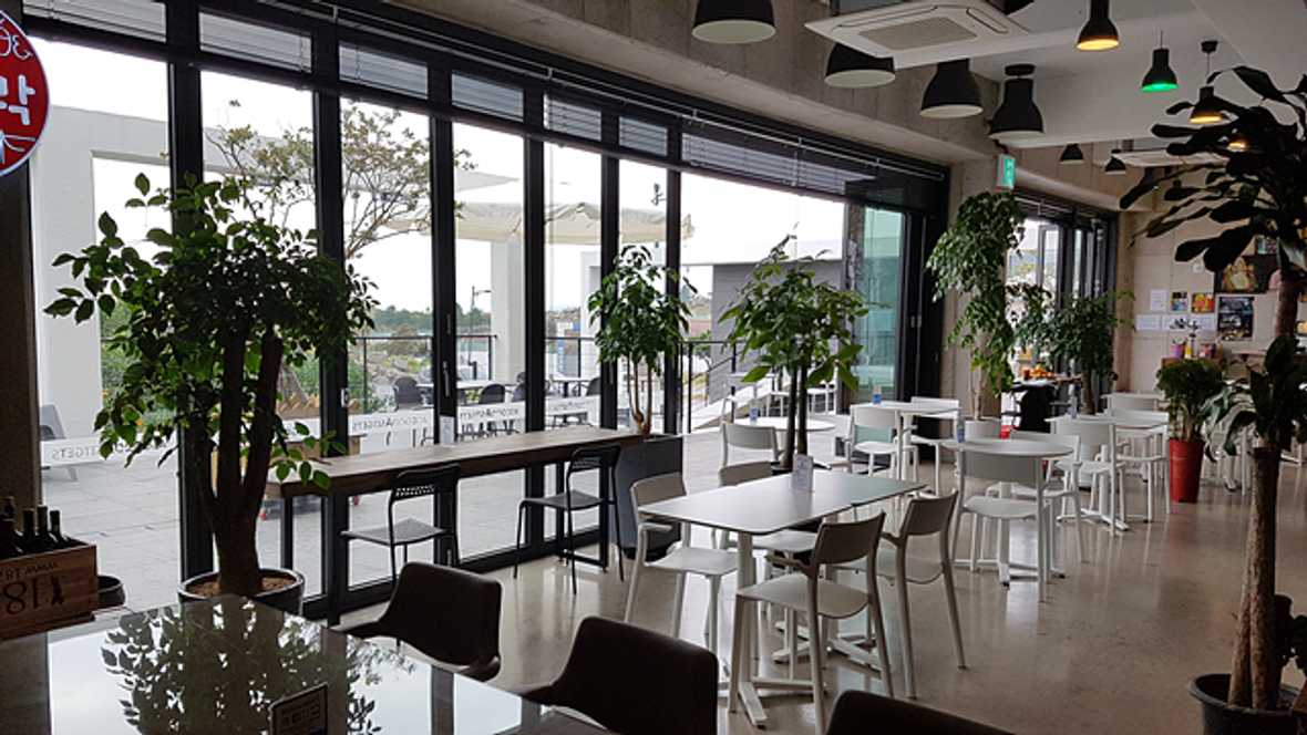 편의시설 & 서비스