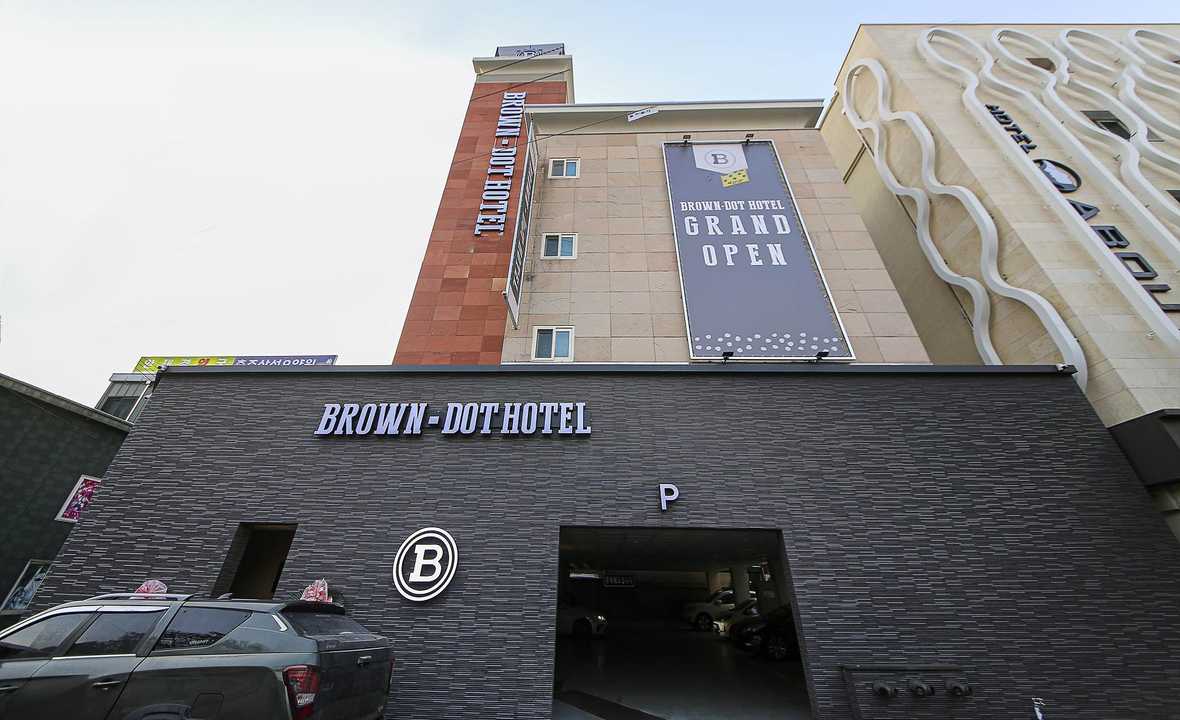 브라운도트 호텔 충주시청점 - 메인