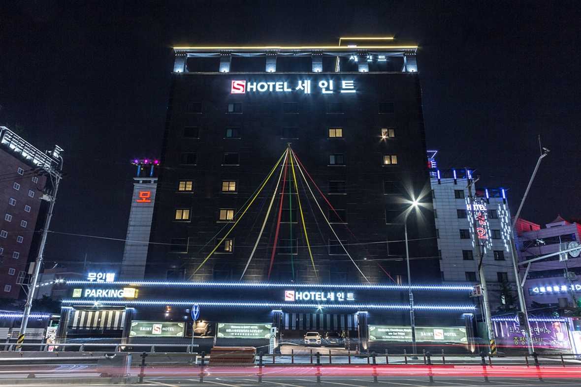 수원 세인트호텔 - 외관