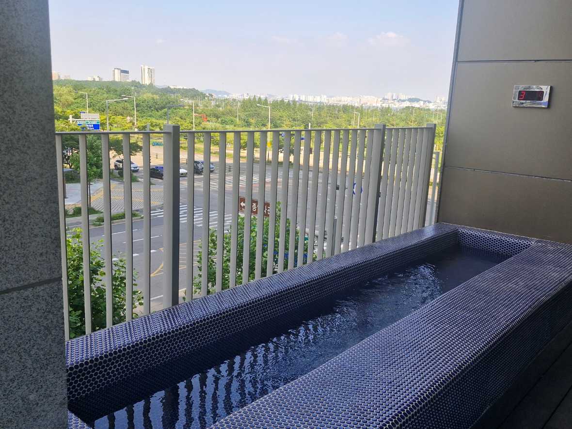 편의시설 & 서비스