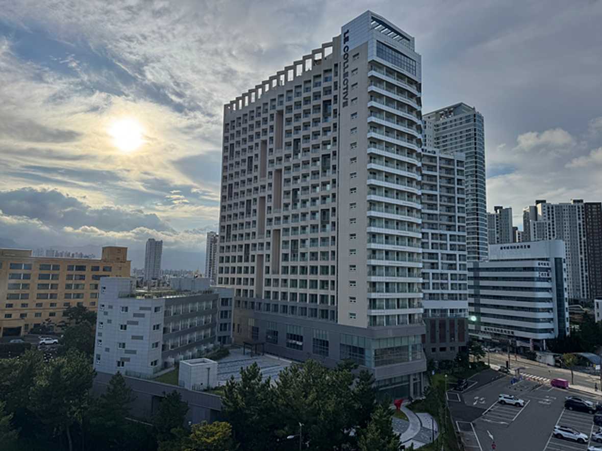 모어댄속초해변점 - 외관