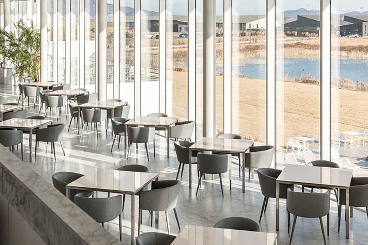 편의시설 & 서비스