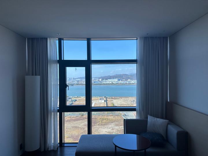 뷰 좋고 조식이 맛있는 신라스테이 서부산