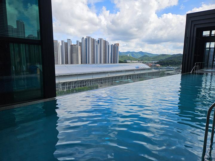 여름 힐링...👙🩲☘️