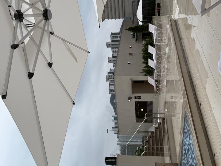 청결한 호텔 친절한 직원들 최고의 수영장