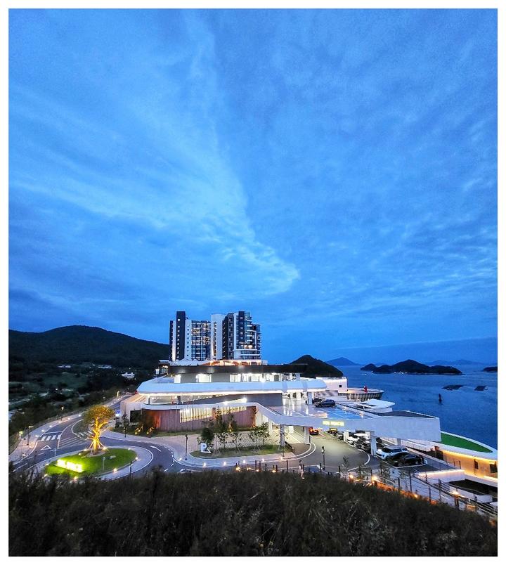 불행할뻔 했던 여행을 행복하게 만들어준 호텔